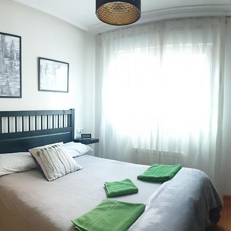 Apartamento "Los Prados" Wifi Y Parking Oviedo Exterior photo