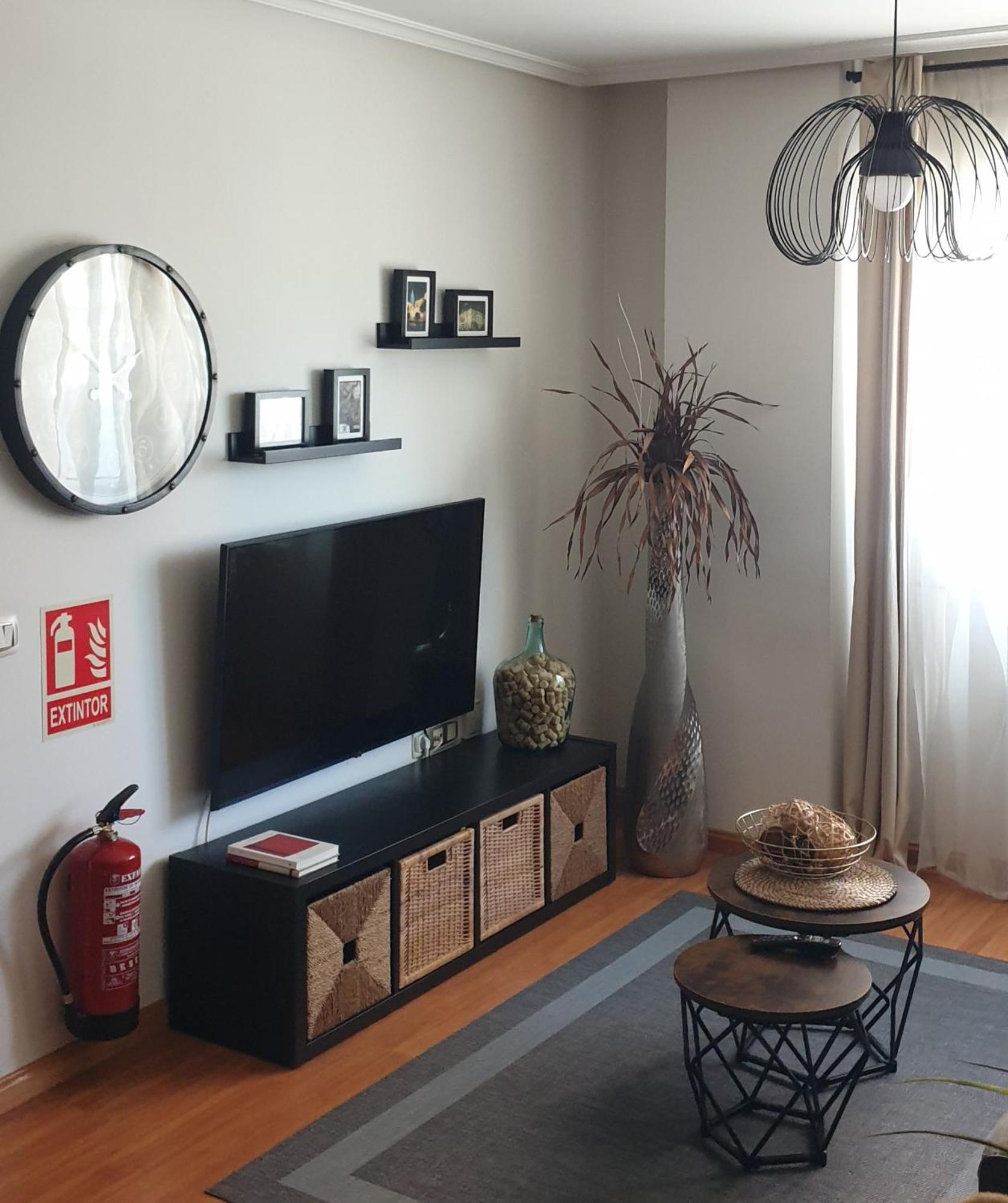 Apartamento "Los Prados" Wifi Y Parking Oviedo Exterior photo
