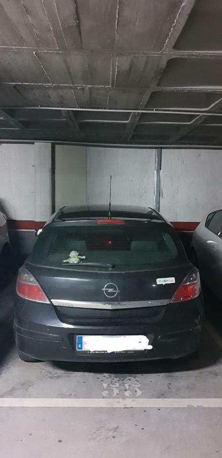 Apartamento "Los Prados" Wifi Y Parking Oviedo Exterior photo